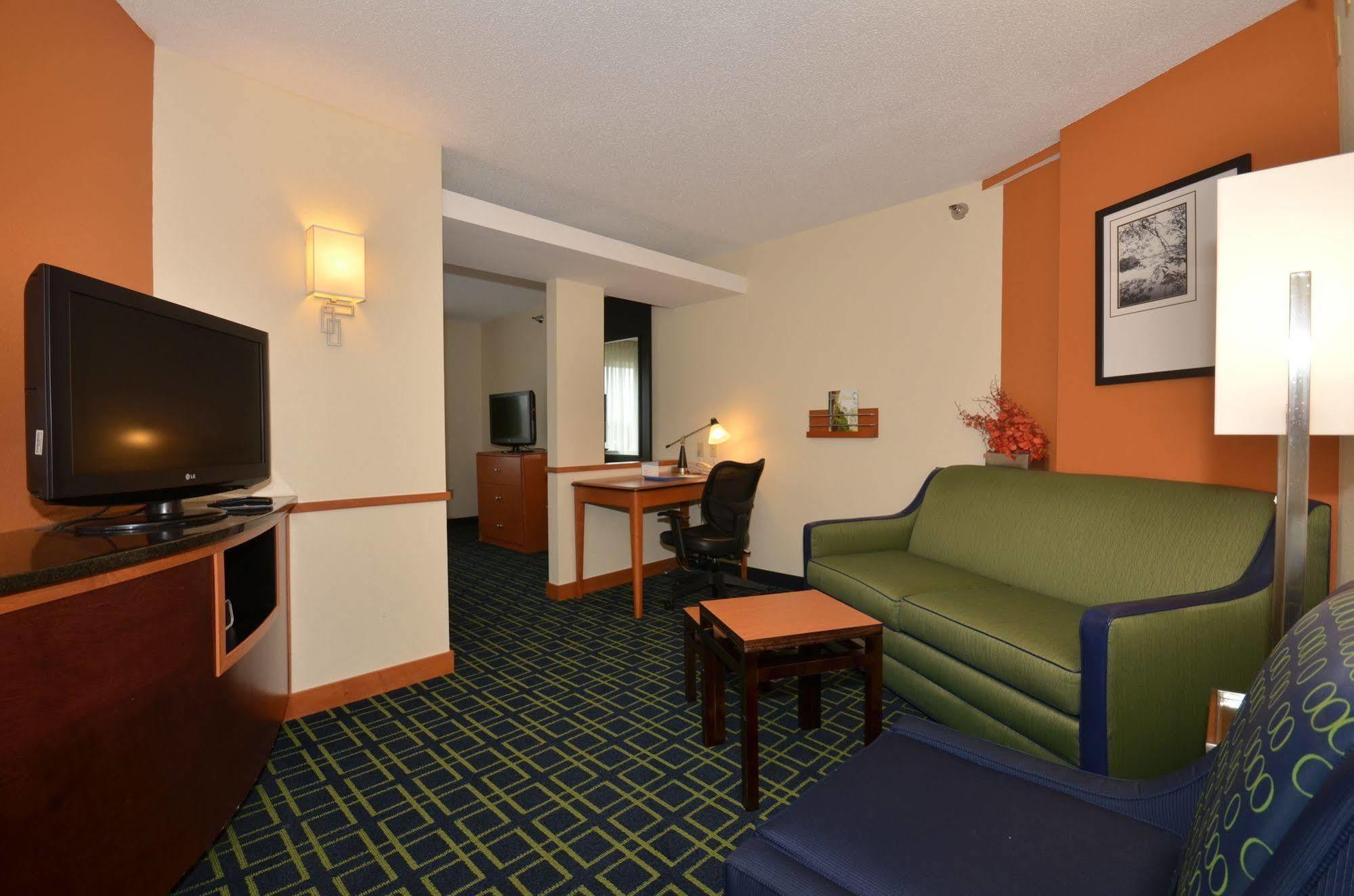 Fairfield Inn & Suites ג'פרסון סיטי מראה חיצוני תמונה
